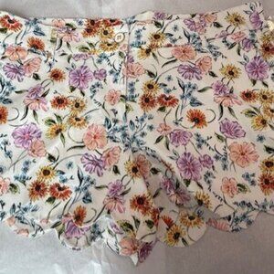 WOMEN’S SHORTS, CROWN AND IVY, SHELBY, SIZE 14, MULTICOLOR, WHITE W/FLORALS